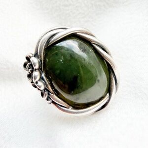 Rare Pandora Wanda’s Garden Nephrite Green Jade Ring Marked S925 ALE Size 7.5.